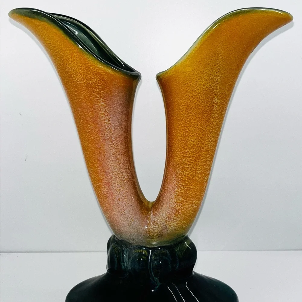 VTG‎ HULL ART POTTERY GOLD DOUBLE VASE 9”Tx8”W EUC
